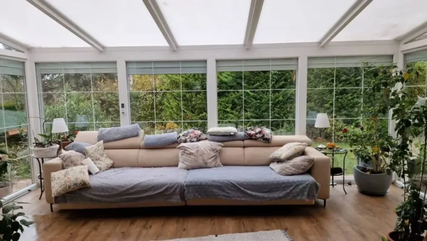 Hőszigetelt télikert: négyévszakos lakótér, amely növeli az ingatlan értékét